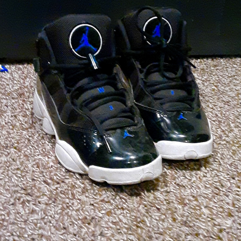 Jordan 6s